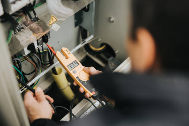 Best Circuit Breaker Repair  in North Mankato, MN